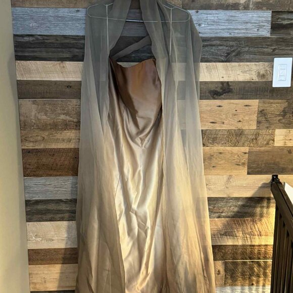 Dessy Creation Formal Gown - Picture 7 of 8